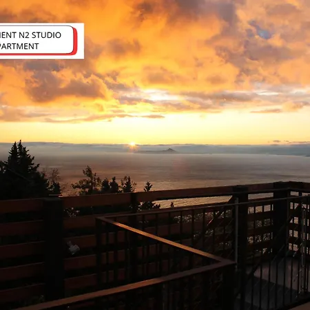 The View * Torri Del Benaco