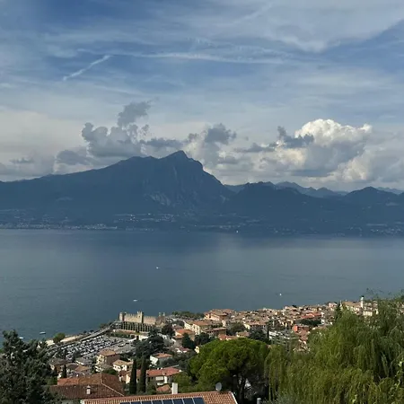 The View * Torri Del Benaco