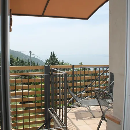 The View Apartment Torri Del Benaco